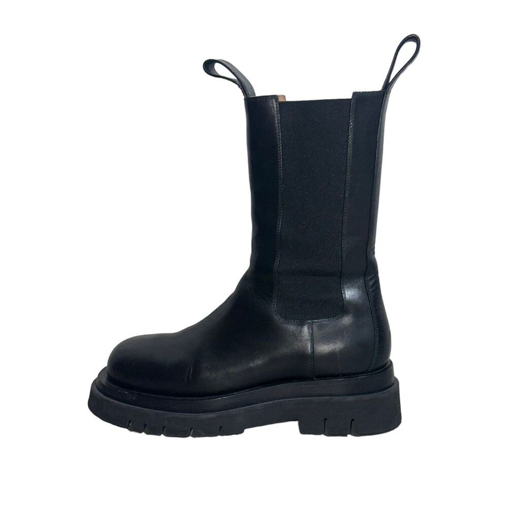 Bottega Veneta $1,500 Tire high boots
